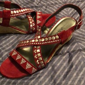 Stunning red sandal spring wedges